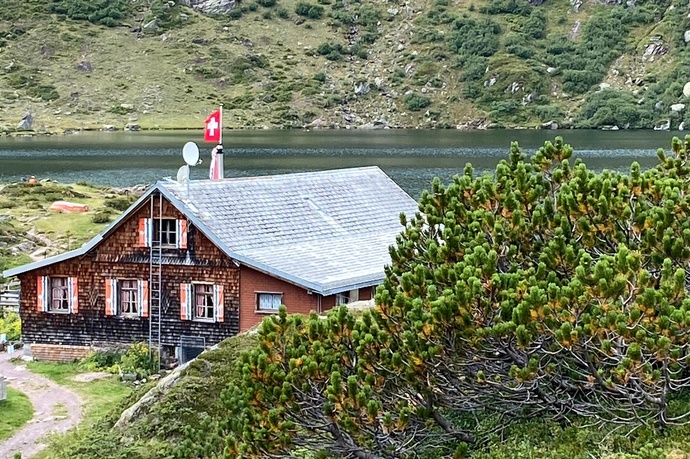 Murgsee Hut