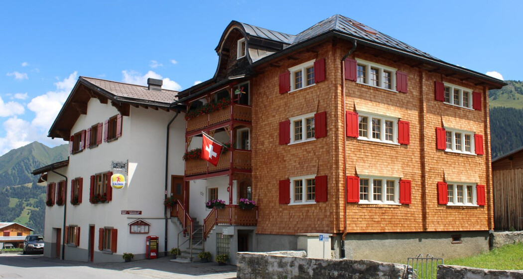 Hotel Pèz Regina - Ansicht Sommer