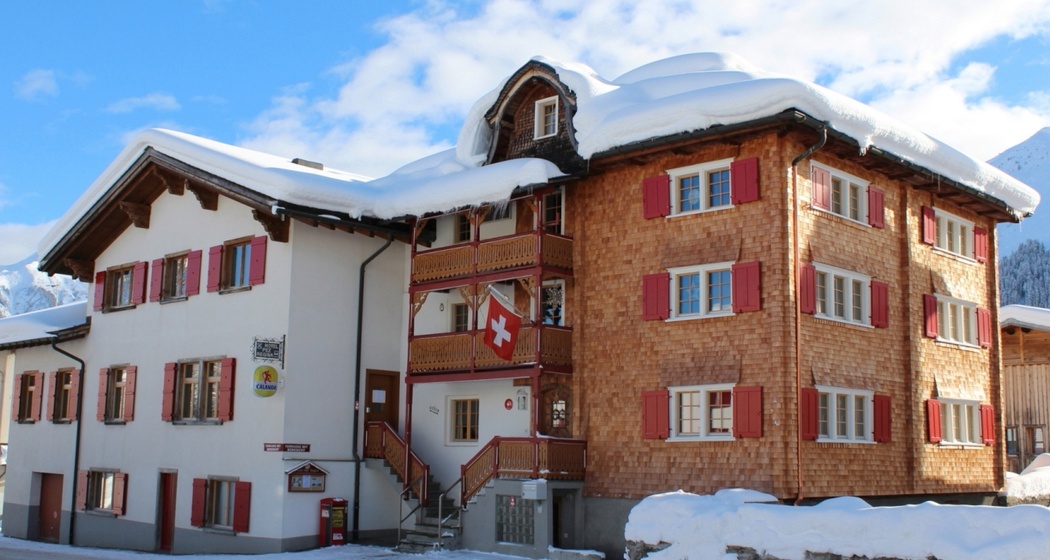 Hotel Pèz Regina - Winteransicht