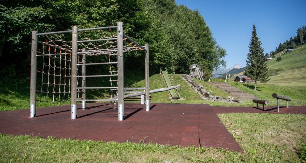 Spielplatz Crestas, Ruschein (oua_85000067_image)