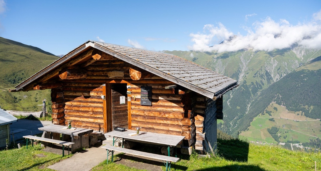 Alp Bischola - Hirtinnenbeiz