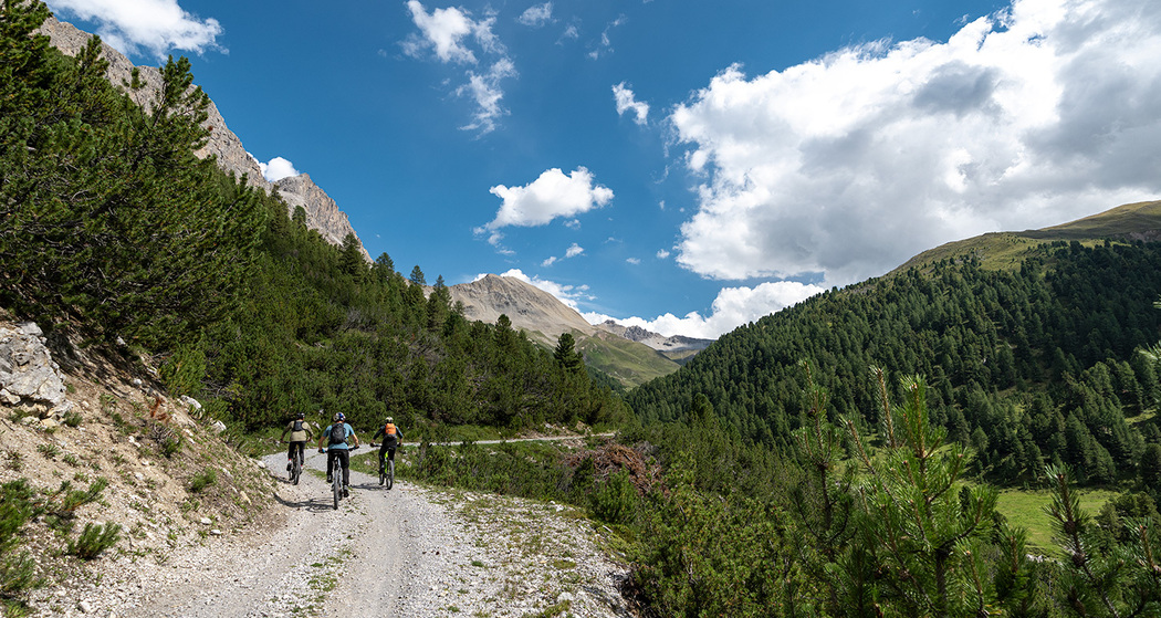 Richtung Alp Chaschauna