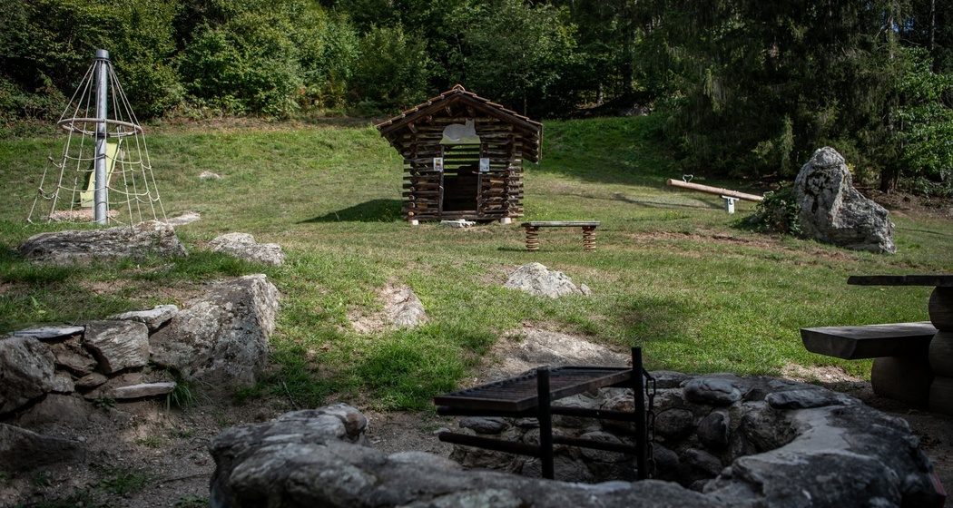 Das Foto zeigt den Grillplatz Plaun Salter