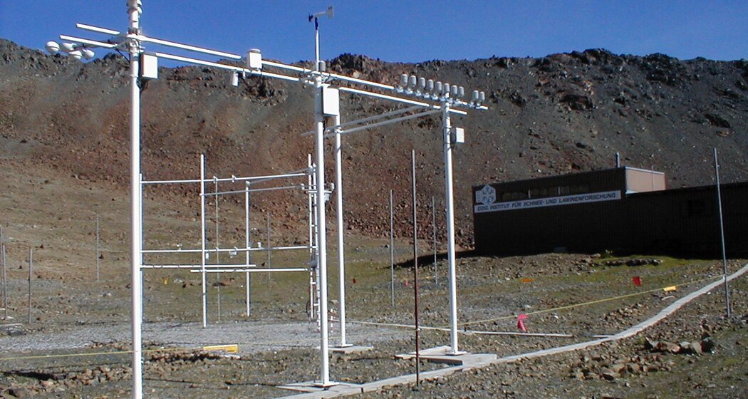 Forschung am Wegesrand: Auf dem Weg zur Schneeforschung (oua_86451199_image)