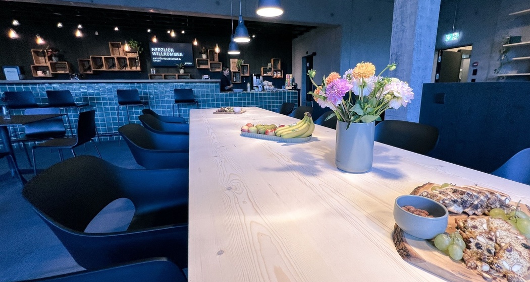 Die Bar in der STORY Thusis