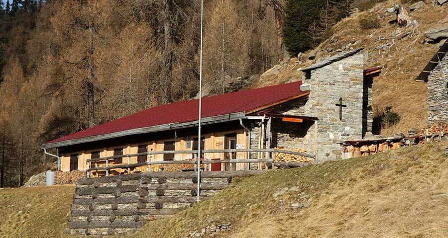 Rifugio Alp de Fora