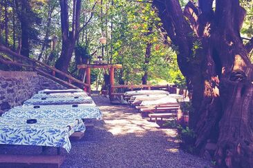 Grotto Provee (oua_88450480_image)