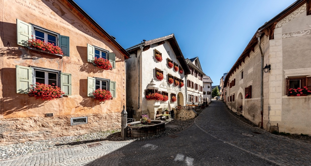 Landschaftlich reizvolle Rundwanderung um Guarda (oua_89134839_image)