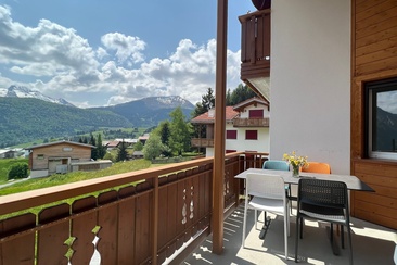 Aussenansicht Sommer