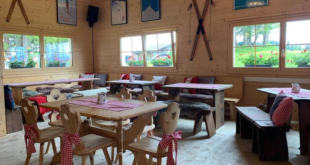 Red Fox Hütte (oua_89522140_image)