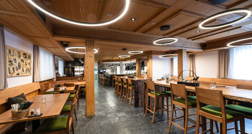 Restaurant & Pizzeria Alpina (oua_90266632_image)