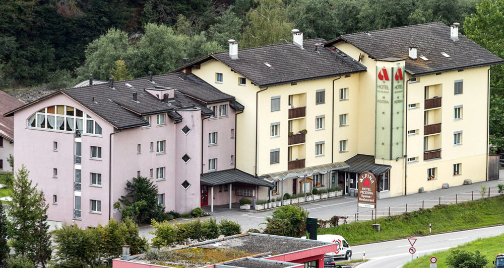 Restaurant & Pizzeria Alpina (oua_90266637_image)