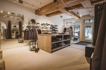 WhatsApp Image 2023-11-09 at 17.43.37