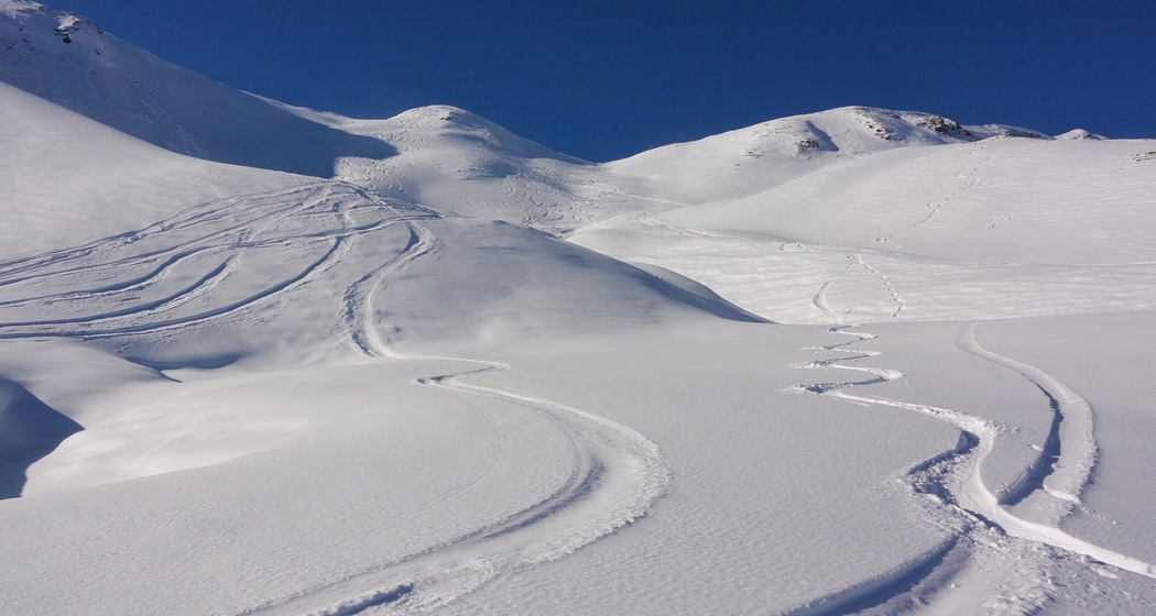 Traumhafte Skihänge in der ganzen Breite
