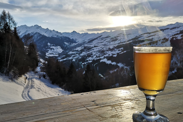 Kaif Lutz mit herrlicher Bergsicht