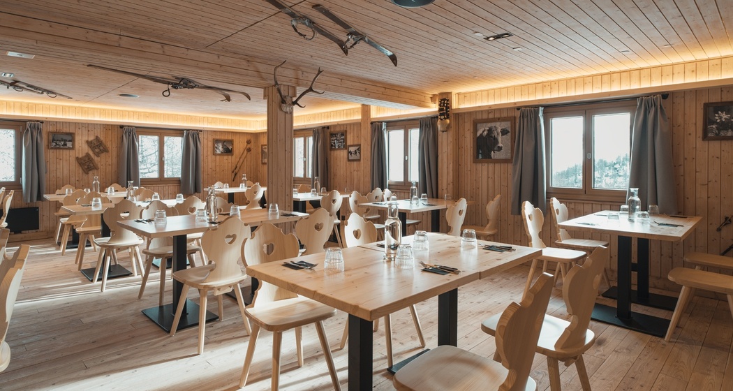 Capanna Confin interni