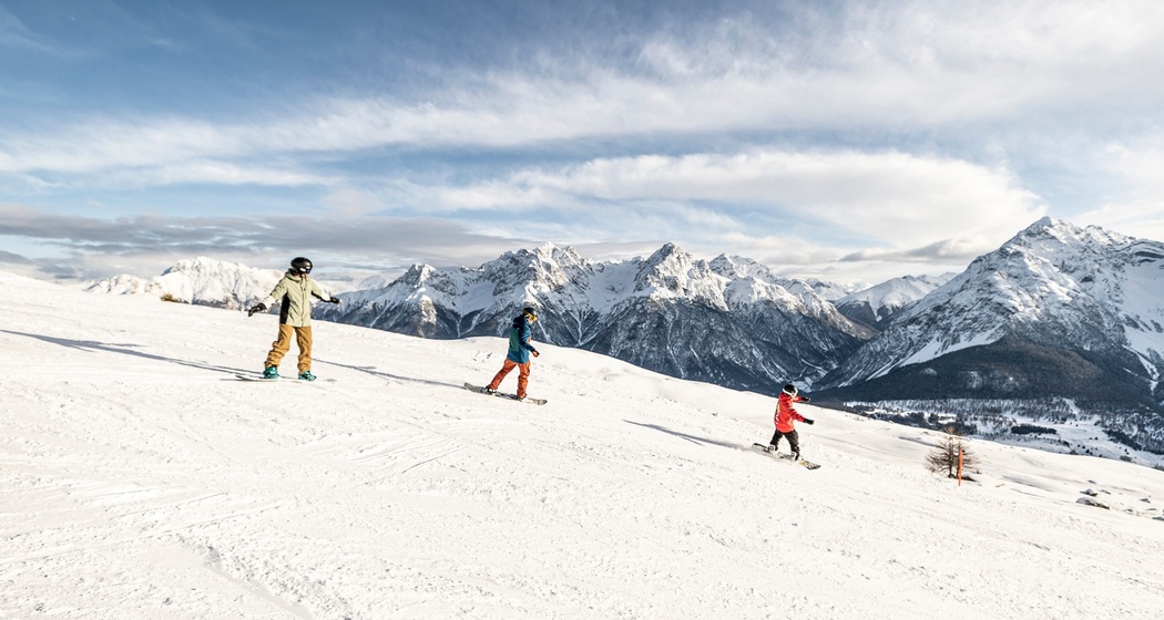 Private Snowboard Teachers (oua_94468655_image)