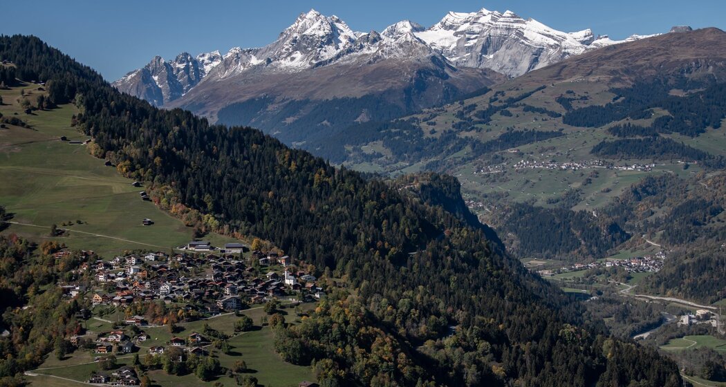 Aussicht von der Feuerstelle unter dem Grab da Sevgein