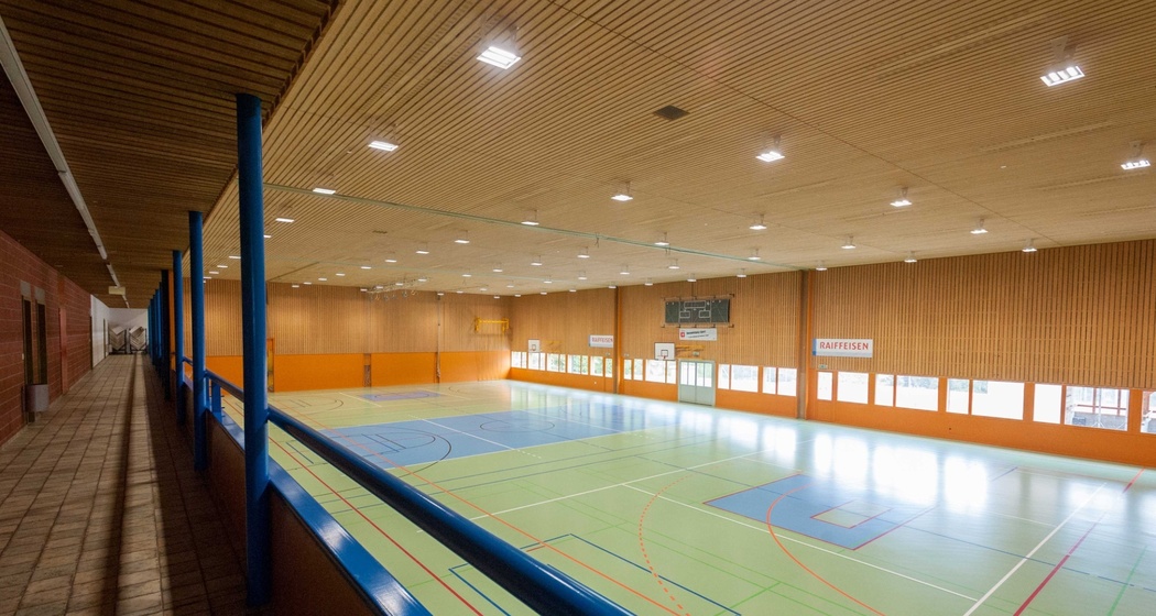 Sporthalle