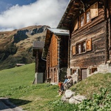 Pause in Puzzatsch vor dem Aufstieg zur Greina