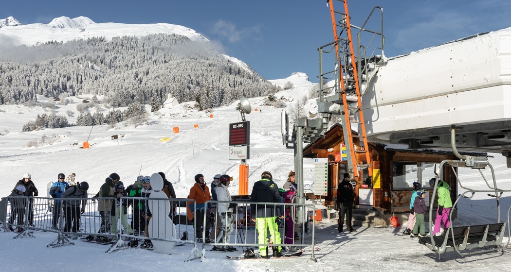 Das Foto zeigt die Talstation der vierer Sesselbahn