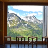 Fenêtre panoramique dans la cabane Motterascio