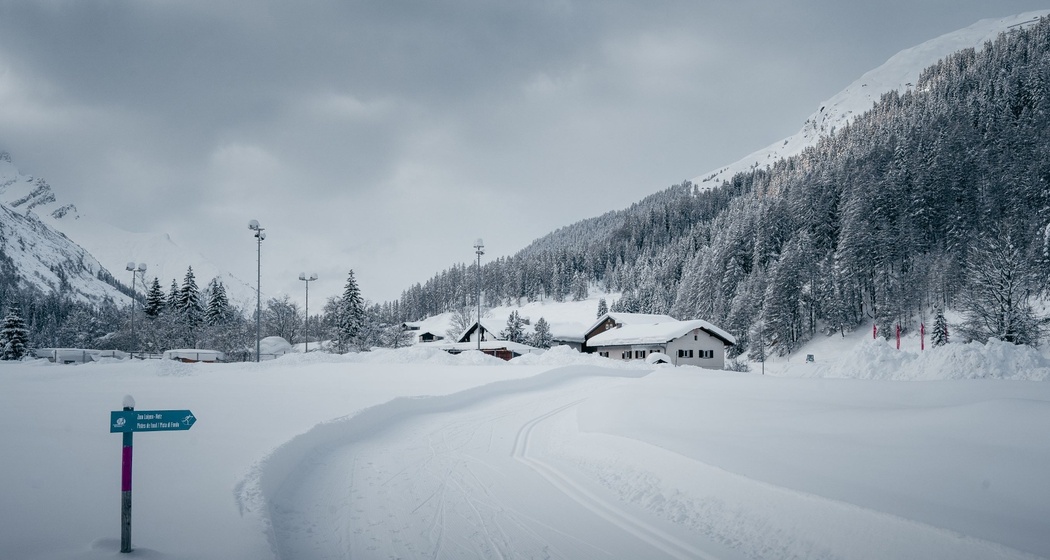 Winterwanderweg und Loipe Splügen