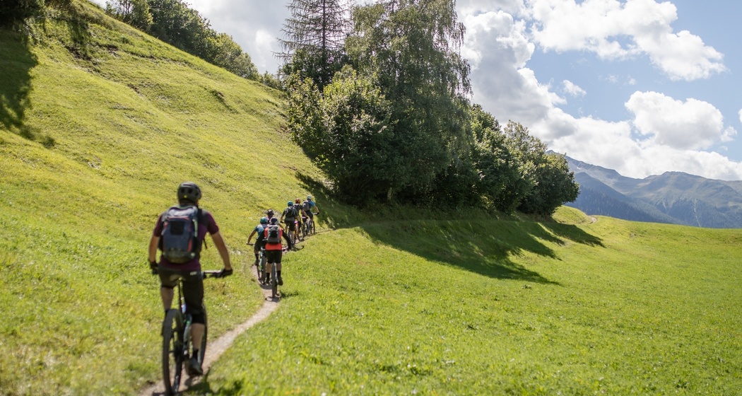 Tarasp: Vulpera – Tarasp – Lai Nair – Vulpera [SchweizMobil-Nr. 441] (oua_97517083_image)