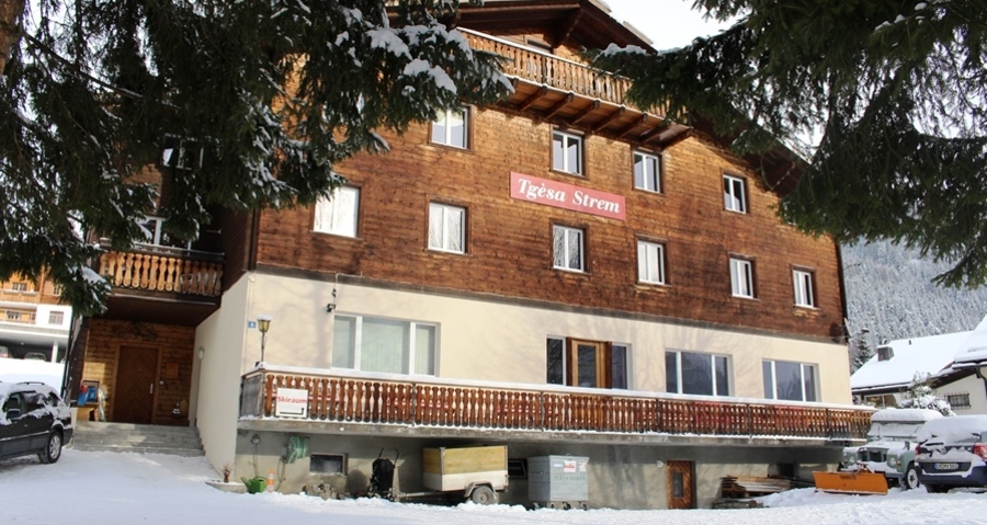 Tgèsa Strem (oua_97520523_image)