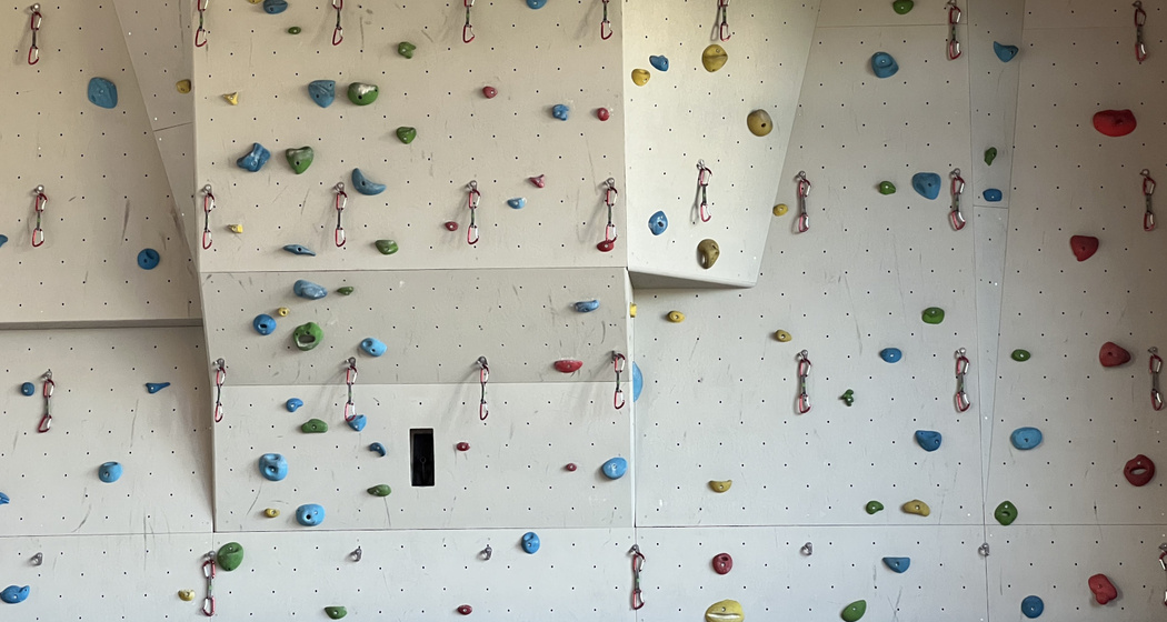 Indoor Kletterwand, Siat (oua_97971211_image)