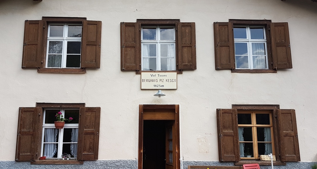 Berghaus Piz Kesch (oua_98022041_image)