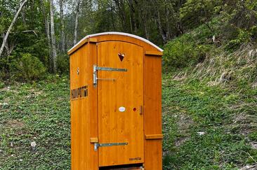 tualetta publica – Parkplatz Plattamala Sta. Maria (oua_98657306_image)