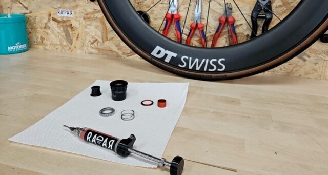 Bici Officina (oua_99402728_image)