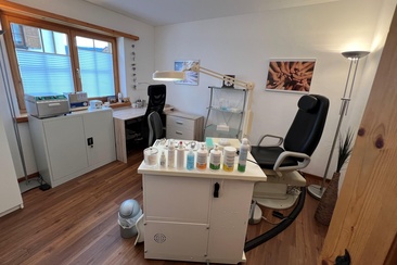 Fusspflege in Lantsch-Lenz