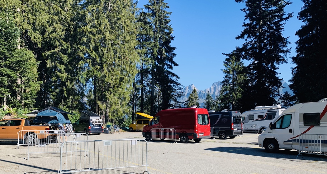 Biker Camping Flumserberg (pns_527d43d9ef6f44f69964f7d3b27223f6)