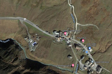 Juf, parcheggio di fronte al villaggio (pns_f23499d19f819c3bc8c571d5cd284142)