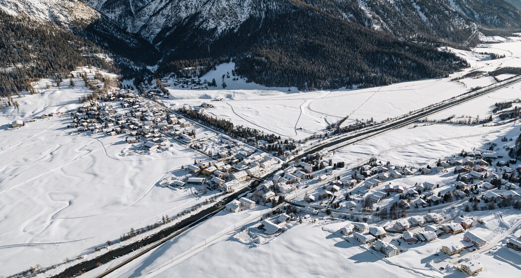 La Punt/Engadin (st_mail_background_83614ae)