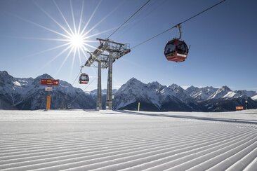 Engadin Scuol Zernez (st_mail_background_9cf19aa)