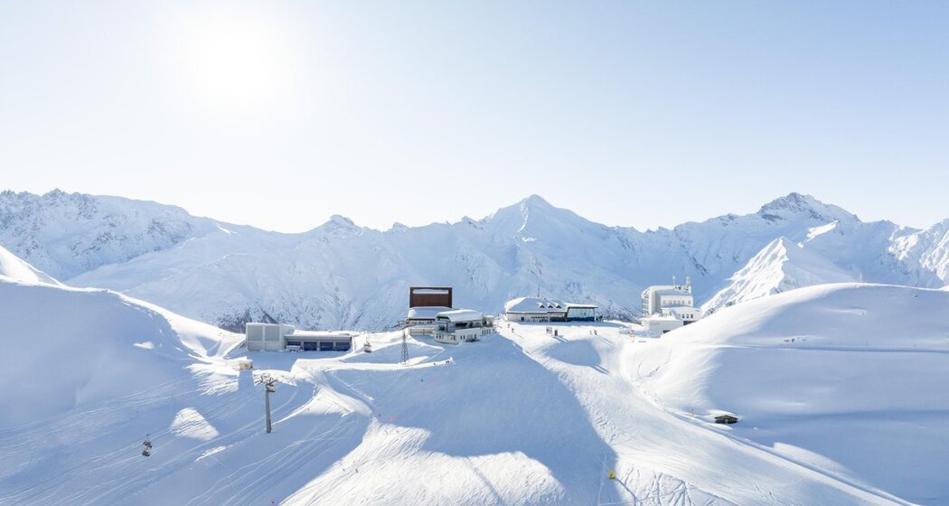 Samnaun/Ischgl (st_mail_background_f923839)