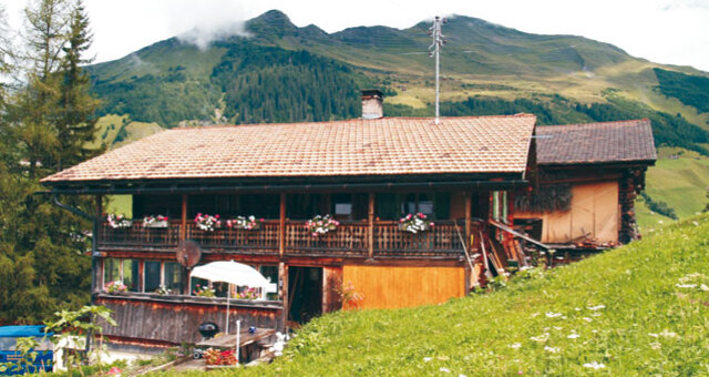 Türli Aussenansicht Sommer