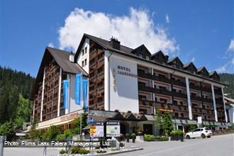 Hotel im Sommer