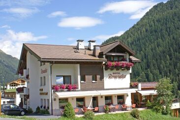 Aussenansicht Sommer