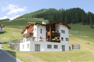 Chasa Adriana (tom_tds00020010533959205_image)