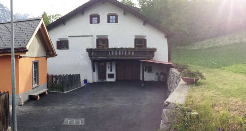 Neuer Vorplatz seit Frühling 2014