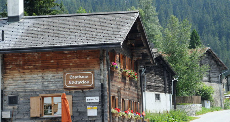 Aussenansicht Gasthaus Edelweiss