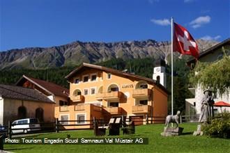 Esterno Estate, Hotel Landgasthof Staila, Fuldera