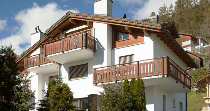 Via Principala 94 Profos Hausansicht Süd-Osten