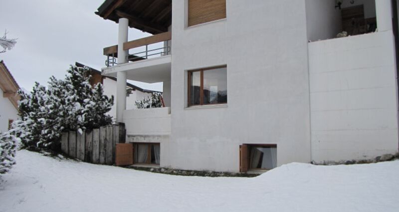 Ferienwohnung Sur Mulins Schneider - Ansicht Winter