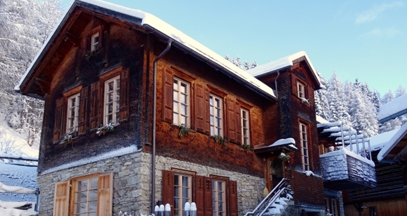 Ferienhaus Altes Schulhaus - Ansicht Winter
