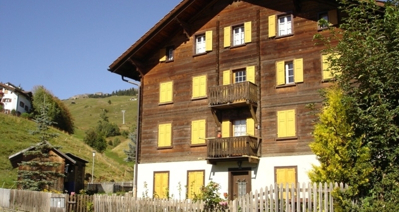 Gravas 77a Caduff, Ansicht Sommer